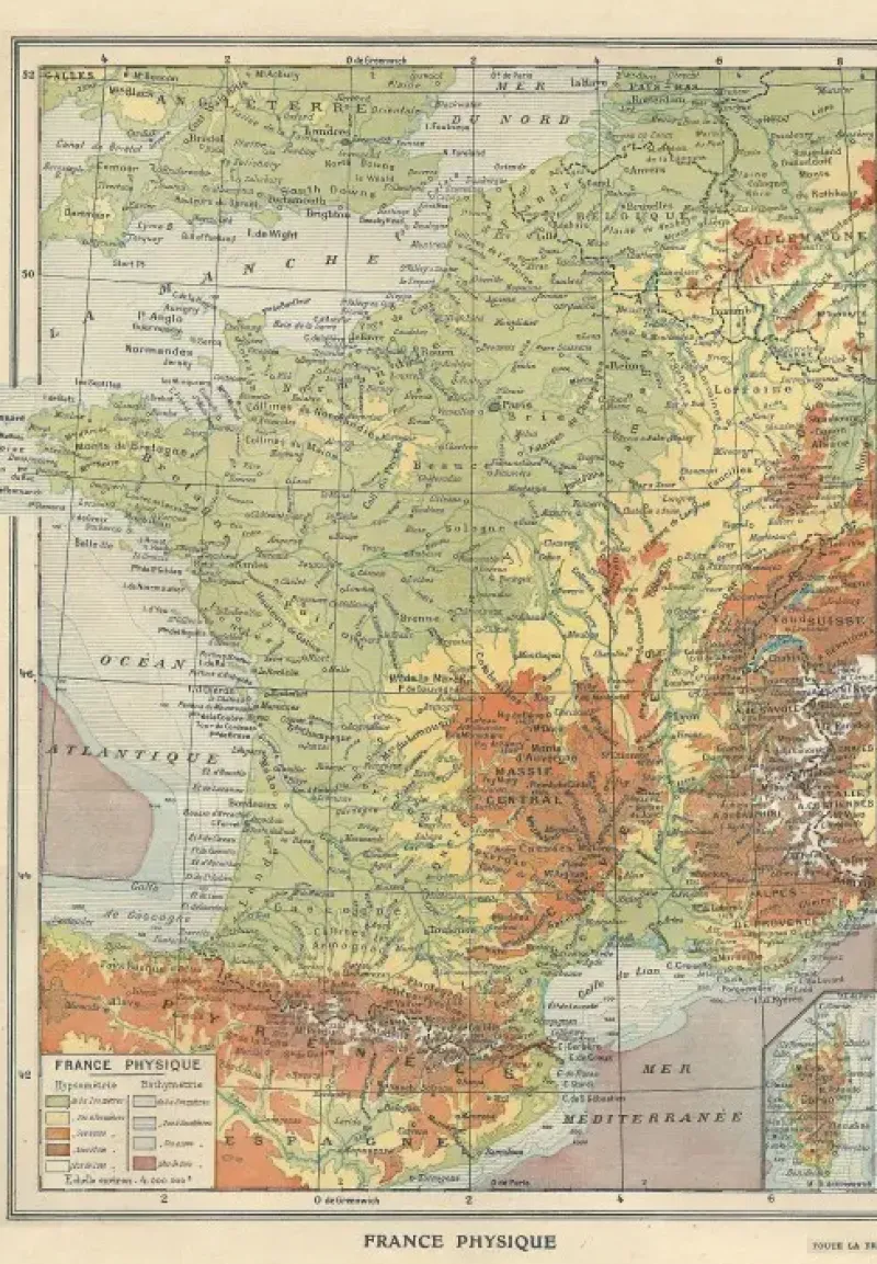 Grafika : Larousse - Map of Physical France, 1925 (1000)